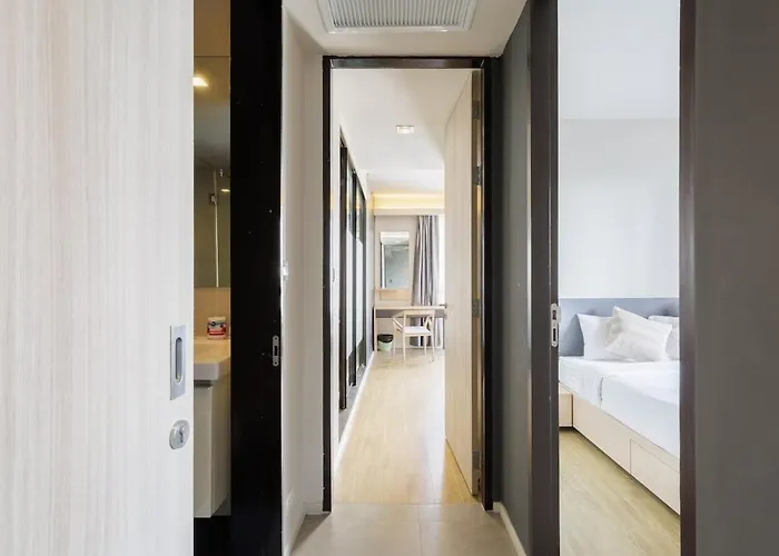 2 Bedrooms, Downtown Bkk, Btsasok, Sukhumvit Apartment *