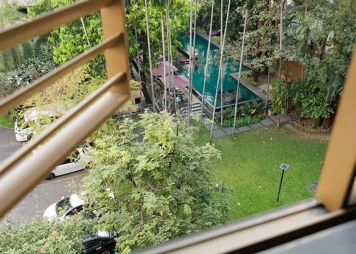 Apartment 2 Bedrooms, Downtown Bkk, Btsasok, Sukhumvit Bangkok