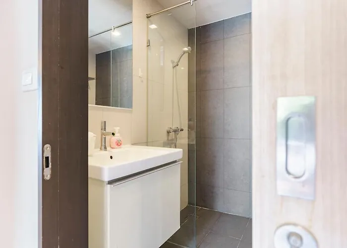2 Bedrooms, Downtown Bkk, Btsasok, Sukhumvit Bangkok