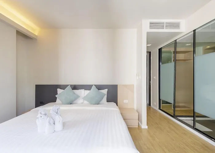 Apartment 2 Bedrooms, Downtown Bkk, Btsasok, Sukhumvit