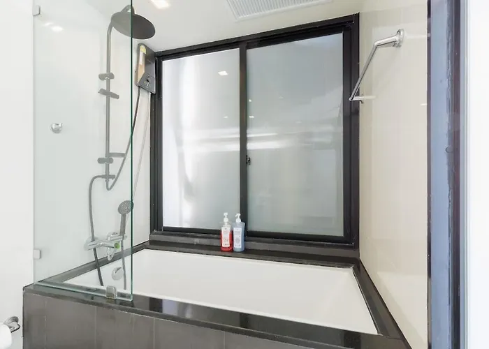 2 Bedrooms, Downtown Bkk, Btsasok, Sukhumvit Apartment