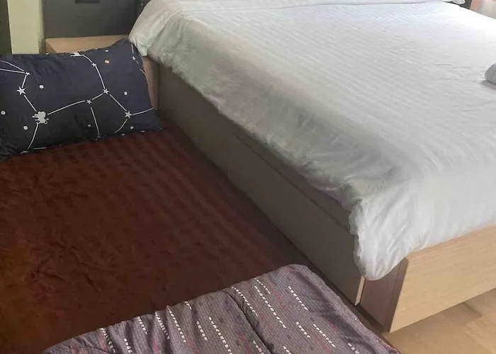Apartment 2 Bedrooms, Downtown Bkk, Btsasok, Sukhumvit Bangkok