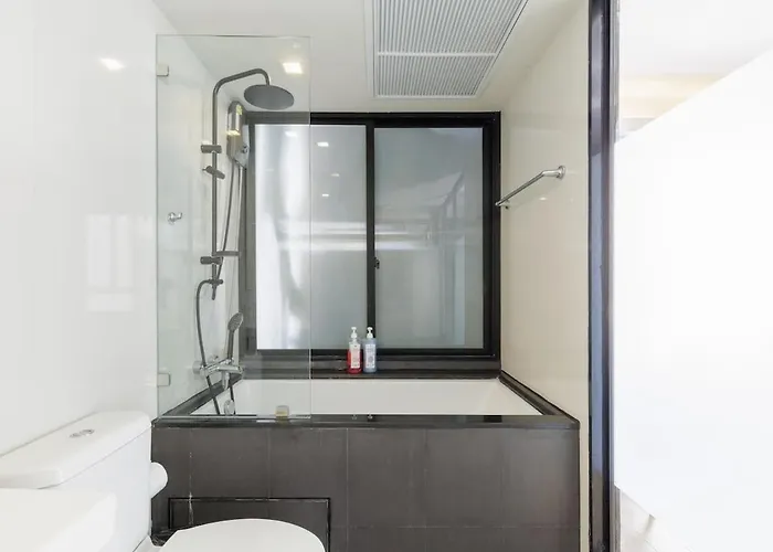 2 Bedrooms, Downtown Bkk, Btsasok, Sukhumvit Apartment